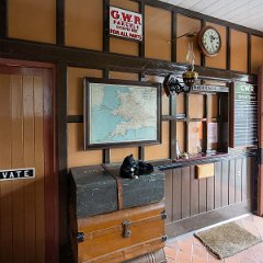 Berwyn ticket office